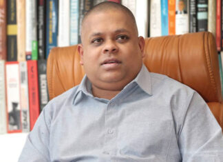 නීතිවිරෝධි වත්කම් ඉපැයීමේ චෝදනාවට සජින් වාස් අත්අඩංගුවට
