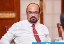 ගල් අඟුරු ගනුදෙනු විමර්ශනයට හිටපු අමාත්ය කුමාර ජයකොඩිගෙන් පැය දෙකක ප්රකාශයක්