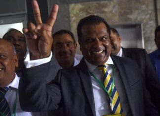 ශම්මි සිල්වා ඇතුළු සියලු විධායක සභිකයන් ඉල්ලා අස් වෙයි