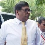 රවී කරුණානායකට ලක්ෂ 20ක ශරීර ඇප – විදෙස් ගමන් තහනමක්.. ඇප ලබා දීමේදී අධිකරණයේ ඉදිරිපත් වූ කරුණු