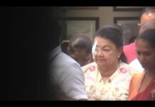 අත්අඩංගුවට ගත් ශිරන්ති රාජපක්ෂව අල්ලස් කොමිසමට රැගෙන එයි