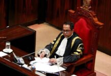කථානායකට එරෙහි විශ්වාසභංග යෝජනාවට විපක්ෂ මන්ත්රීවරුන් අත්සන් තබයි